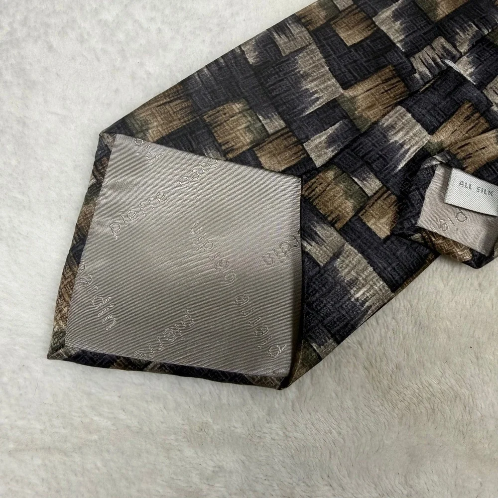 Pierre Cardin brand pierre